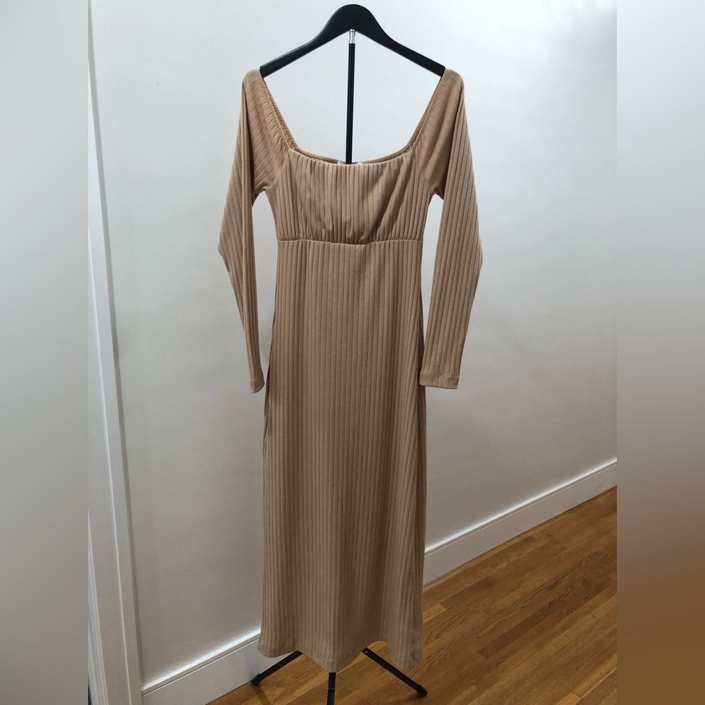 471. NWT! Lost + Wander Ribbed Tan Long Sleeve Dress